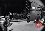 Immagine di Landing Craft Fanteria Paestum Italia, 1943, secondo 22 filmato di repertorio 65675030919