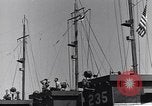 Standbild Laden LCI Landing Crafts Infanterie Paestum Italien, 1943, aus Sekunde 22 historischem Filmmaterial Videoclip 65675030920