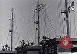 Standbild Laden LCI Landing Crafts Infanterie Paestum Italien, 1943, aus Sekunde 24 historischem Filmmaterial Videoclip 65675030920
