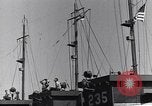 Standbild Laden LCI Landing Crafts Infanterie Paestum Italien, 1943, aus Sekunde 25 historischem Filmmaterial Videoclip 65675030920