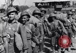 Standbild Laden LCI Landing Crafts Infanterie Paestum Italien, 1943, aus Sekunde 39 historischem Filmmaterial Videoclip 65675030920