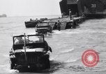 Standbild US-Truppen die Landung in Salerno Salerno Italien, 1943, aus Sekunde 28 historischem Filmmaterial Videoclip 65675030928