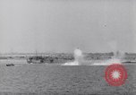 Standbild Landung der Alliierten Handwerk Salerno Italien, 1943, aus Sekunde 17 historischem Filmmaterial Videoclip 65675030930