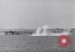 Standbild Landung der Alliierten Handwerk Salerno Italien, 1943, aus Sekunde 24 historischem Filmmaterial Videoclip 65675030930