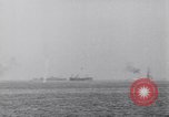 Standbild Landung der Alliierten Handwerk Salerno Italien, 1943, aus Sekunde 30 historischem Filmmaterial Videoclip 65675030930