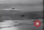 Immagine di Bombardamento di Rekata bay Munda New Georgia Isole Salomone, 1943, secondo 33 filmato di repertorio 65675030931