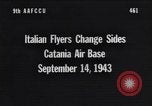 Image italien d'avions et d'équipages reddition à l'aérodrome de Catane Catania Sicile Italie, 1943, de la seconde 1 séquences d'archives historiques vidéo 65675030939