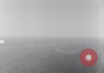 Image italien d'avions et d'équipages reddition à l'aérodrome de Catane Catania Sicile Italie, 1943, de la seconde 20 séquences d'archives historiques vidéo 65675030939