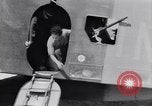 Image italien d'avions et d'équipages reddition à l'aérodrome de Catane Catania Sicile Italie, 1943, de la seconde 46 séquences d'archives historiques vidéo 65675030939