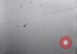 Image bombardement Pratica di Mare aérodrome Pratica di Mare Italie, 1943, de la seconde 19 séquences d'archives historiques vidéo 65675030941