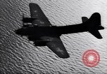 Standbild B-17 Bomber Bologna (Italien), 1943, aus Sekunde 20 historischem Filmmaterial Videoclip 65675030942