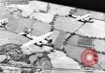Standbild Bombardierung Werften auf seine Le Trait Frankreich, 1943, aus Sekunde 19 historischem Filmmaterial Videoclip 65675030944
