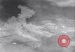 Standbild Bombardierung Werften auf seine Le Trait Frankreich, 1943, aus Sekunde 37 historischem Filmmaterial Videoclip 65675030944