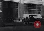 Standbild Ford Motor Company Anlage Highland Park Michigan USA, 1916, aus Sekunde 8 historischem Filmmaterial Videoclip 65675030948