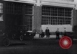 Standbild Ford Motor Company Anlage Highland Park Michigan USA, 1916, aus Sekunde 9 historischem Filmmaterial Videoclip 65675030948