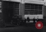 Standbild Ford Motor Company Anlage Highland Park Michigan USA, 1916, aus Sekunde 10 historischem Filmmaterial Videoclip 65675030948