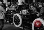 Image dix millionième Model-T Ford Highland Park Michigan USA, 1924, de la seconde 47 séquences d'archives historiques vidéo 65675030954