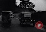 Standbild zehnmillionste Ford Wagenkolonne United States USA, 1924, aus Sekunde 18 historischem Filmmaterial Videoclip 65675030956