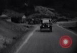 Standbild zehnmillionste Ford Wagenkolonne United States USA, 1924, aus Sekunde 31 historischem Filmmaterial Videoclip 65675030956