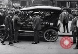 Standbild zehnmillionste Ford in New York New York United States USA, 1924, aus Sekunde 9 historischem Filmmaterial Videoclip 65675030959