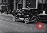 Standbild zehnmillionste Ford in New York New York United States USA, 1924, aus Sekunde 26 historischem Filmmaterial Videoclip 65675030959