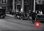 Standbild zehnmillionste Ford in New York New York United States USA, 1924, aus Sekunde 31 historischem Filmmaterial Videoclip 65675030959