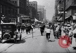 Standbild zehnmillionste Ford in New York New York United States USA, 1924, aus Sekunde 38 historischem Filmmaterial Videoclip 65675030959