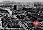 Image Ford usine de River Rouge Dearborn Michigan USA, 1950, de la seconde 14 séquences d'archives historiques vidéo 65675030967