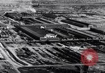 Image Ford usine de River Rouge Dearborn Michigan USA, 1950, de la seconde 20 séquences d'archives historiques vidéo 65675030967
