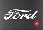 Image Ford usine de River Rouge Dearborn Michigan USA, 1950, de la seconde 25 séquences d'archives historiques vidéo 65675030967