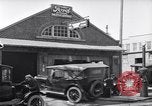 Standbild Ford Motor Verkauf und Service Garage Michigan United States USA, 1919, aus Sekunde 3 historischem Filmmaterial Videoclip 65675030970