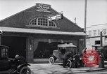 Standbild Ford Motor Verkauf und Service Garage Michigan United States USA, 1919, aus Sekunde 7 historischem Filmmaterial Videoclip 65675030970