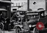 Standbild Ford Motor Verkauf und Service Garage Michigan United States USA, 1919, aus Sekunde 19 historischem Filmmaterial Videoclip 65675030970