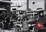 Standbild Ford Motor Verkauf und Service Garage Michigan United States USA, 1919, aus Sekunde 20 historischem Filmmaterial Videoclip 65675030970