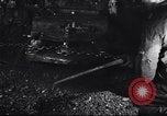 Image Ford Coal Mine Stone Kentucky USA, 1928, de la seconde 26 séquences d'archives historiques vidéo 65675030979