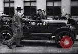 Image 15 millionième Ford Modèle T Highland Park Michigan USA, 1927, de la seconde 53 séquences d'archives historiques vidéo 65675030986