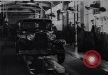 Immagine di Venti milionesima Ford Dearborn Michigan USA, 1931, secondo 8 filmato di repertorio 65675030989