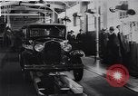Immagine di Venti milionesima Ford Dearborn Michigan USA, 1931, secondo 13 filmato di repertorio 65675030989