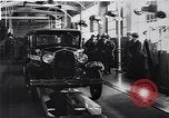 Immagine di Venti milionesima Ford Dearborn Michigan USA, 1931, secondo 20 filmato di repertorio 65675030989