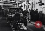 Immagine di Venti milionesima Ford Dearborn Michigan USA, 1931, secondo 24 filmato di repertorio 65675030989