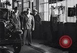 Immagine di Venti milionesima Ford Dearborn Michigan USA, 1931, secondo 26 filmato di repertorio 65675030989