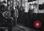 Immagine di Venti milionesima Ford Dearborn Michigan USA, 1931, secondo 35 filmato di repertorio 65675030989