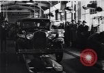Immagine di Venti milionesima Ford Dearborn Michigan USA, 1931, secondo 36 filmato di repertorio 65675030989