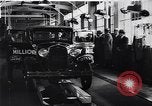 Immagine di Venti milionesima Ford Dearborn Michigan USA, 1931, secondo 40 filmato di repertorio 65675030989