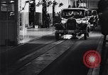 Immagine di Venti milionesima Ford Dearborn Michigan USA, 1931, secondo 55 filmato di repertorio 65675030989