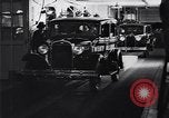 Immagine di Venti milionesima Ford Dearborn Michigan USA, 1931, secondo 62 filmato di repertorio 65675030989
