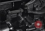 Image le travail des métaux Dearborn Michigan USA, 1929, de la seconde 12 séquences d'archives historiques vidéo 65675030996