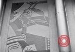 Standbild riesiger Globus Zimmer United States USA, 1937, aus Sekunde 33 historischem Filmmaterial Videoclip 65675031002