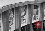 Standbild riesiger Globus Zimmer United States USA, 1937, aus Sekunde 40 historischem Filmmaterial Videoclip 65675031002