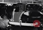 Image voitures Ford l'assemblage final Dearborn Michigan USA, 1938, de la seconde 60 séquences d'archives historiques vidéo 65675031009